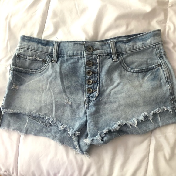 free people denim shorts - Picture 1 of 3